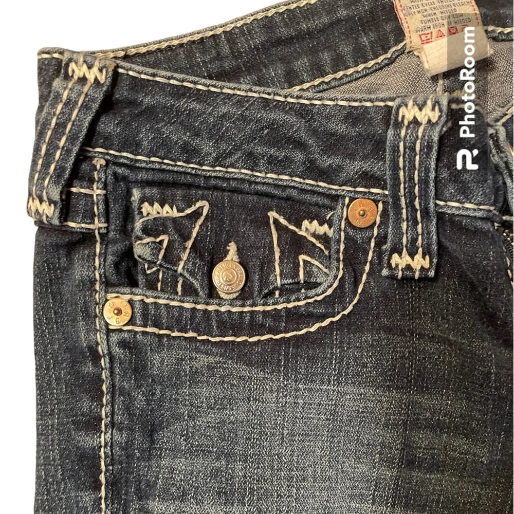 True Religion boot cut jeans - size 27 - Picture 2 of 8
